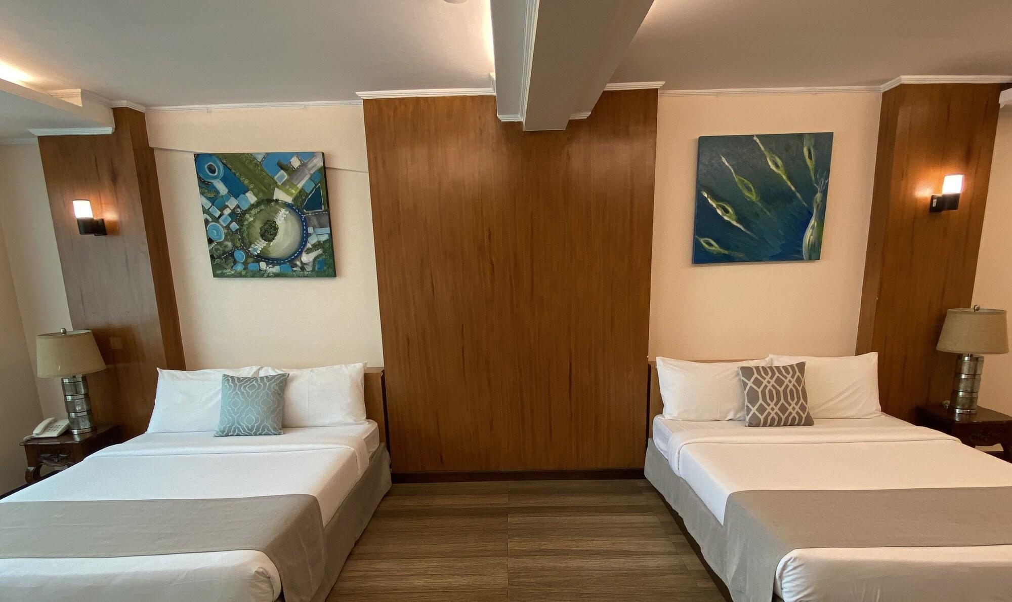 The Lakeview Suites Tagaytay City Eksteriør billede