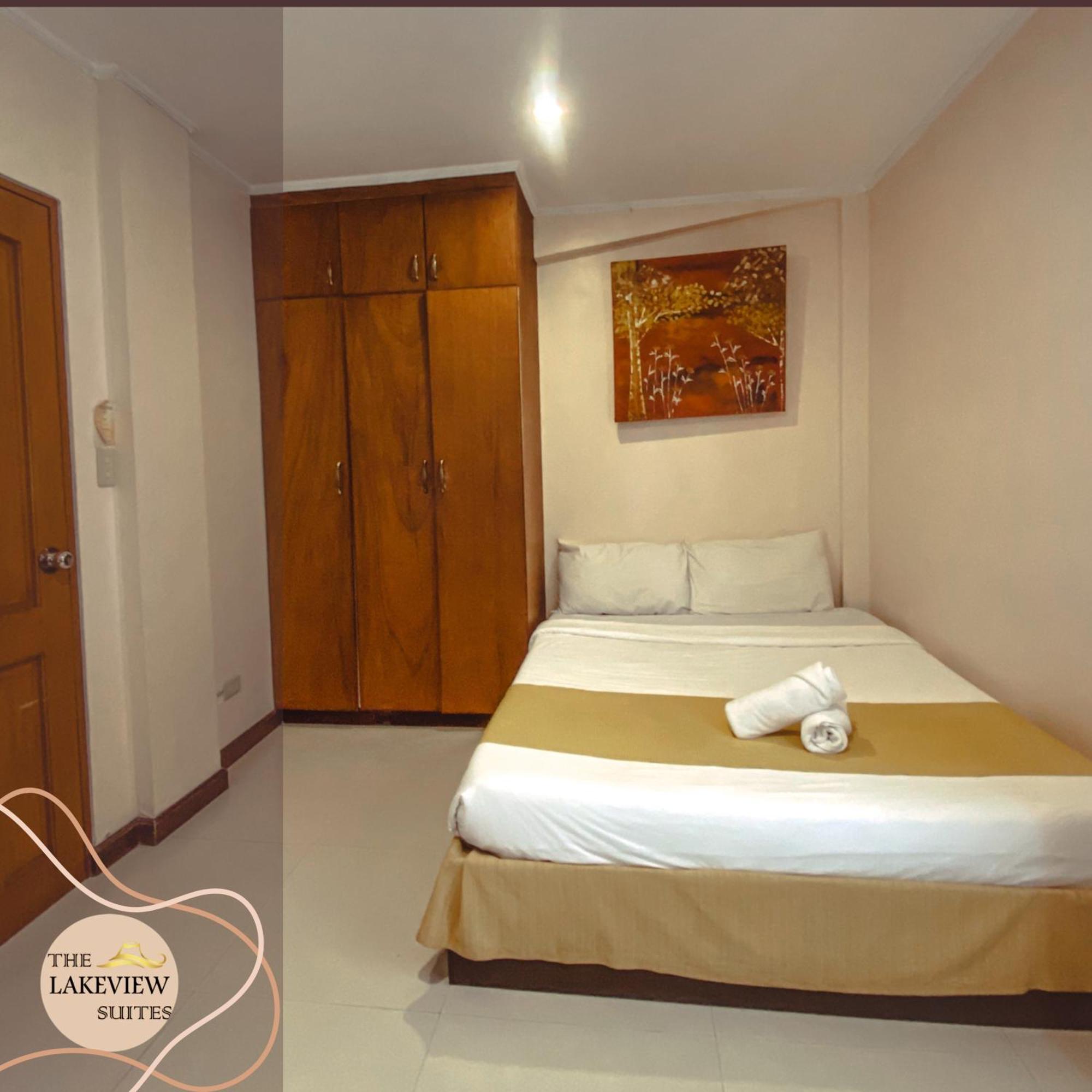 The Lakeview Suites Tagaytay City Eksteriør billede