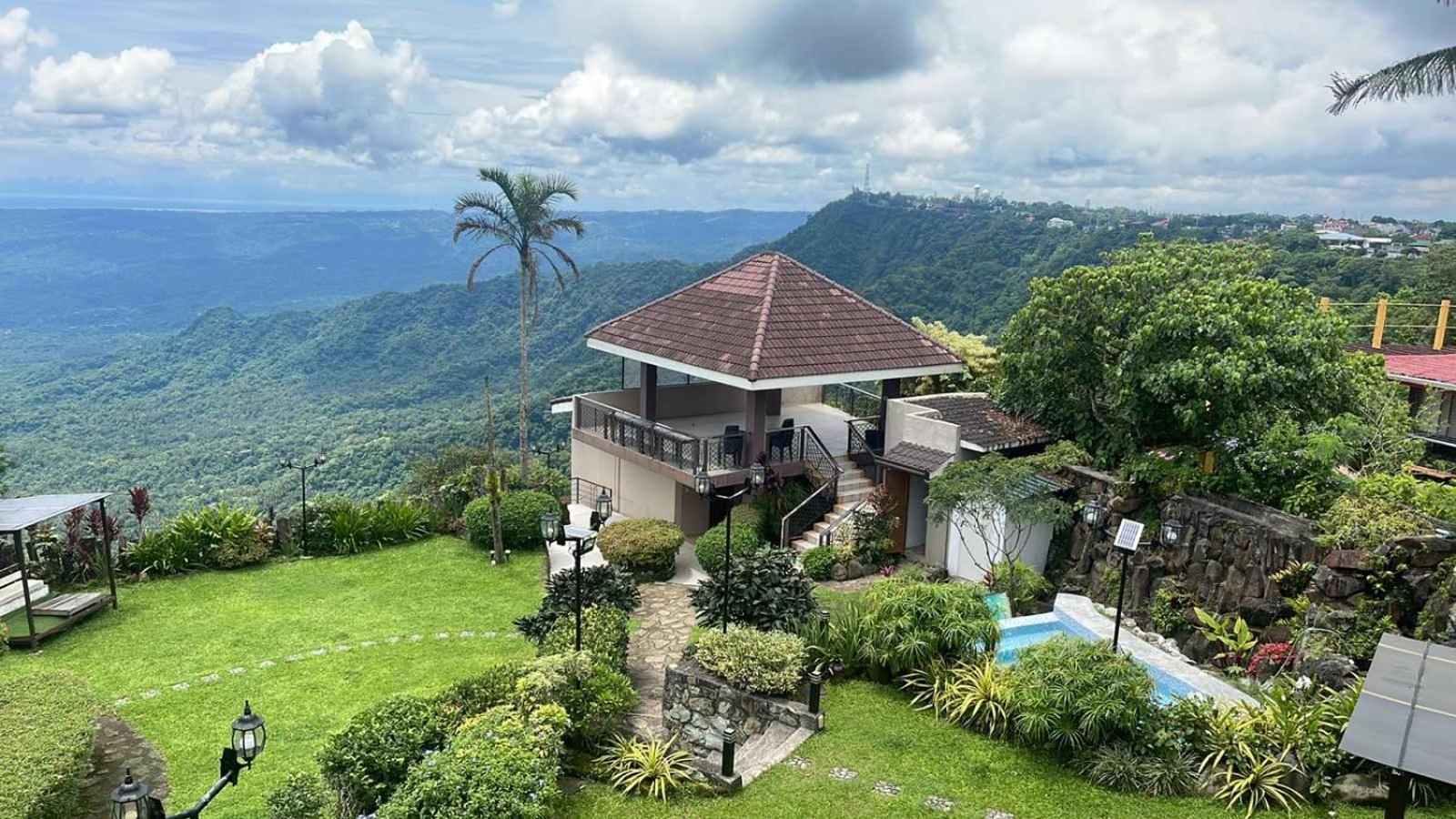 The Lakeview Suites Tagaytay City Eksteriør billede